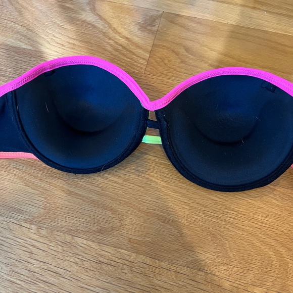 Strapless bathing suit top! - Picture 8 of 9